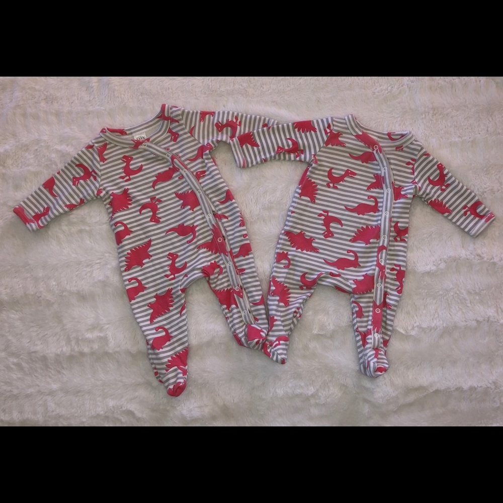 Nordstroms Girls Preemie Dinosaur Footies -Twins